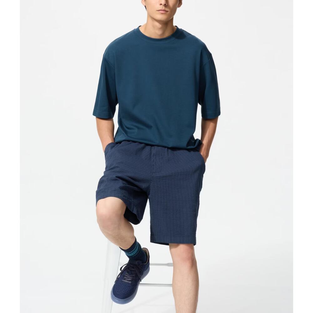 Uniqlo Men's Navy Blue Seersucker Pull-On 9" Shorts Size Medium Elastic Waist‎
